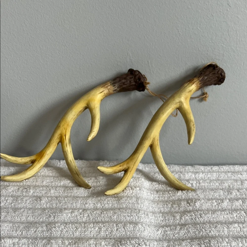 Rustic Antler ornaments in Brown and Cream